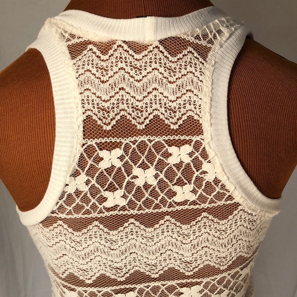 Crocheted Tank Top - Picture 4 of 5